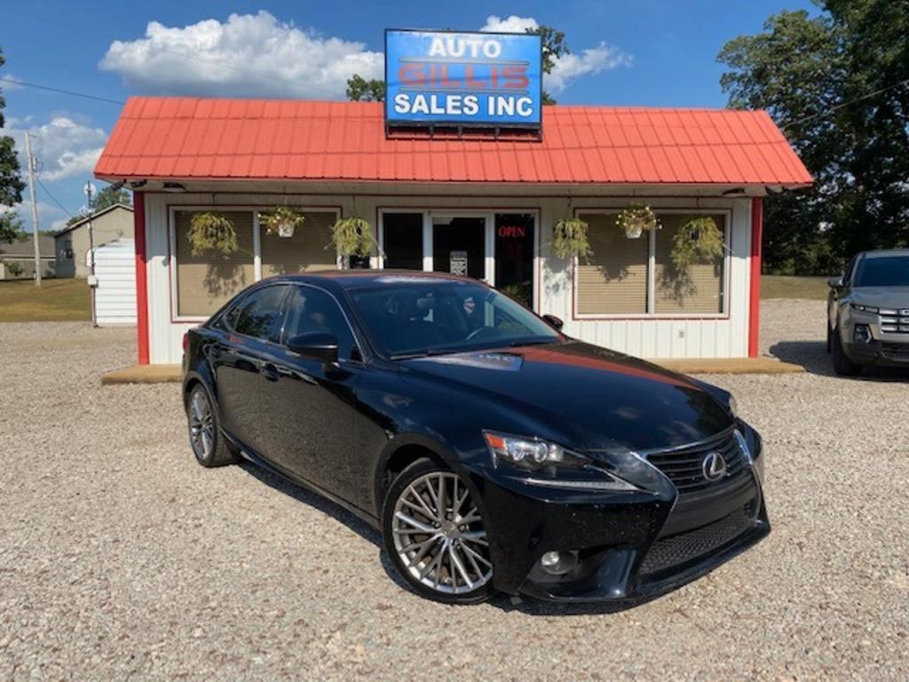 2015 Lexus IS 350's photo