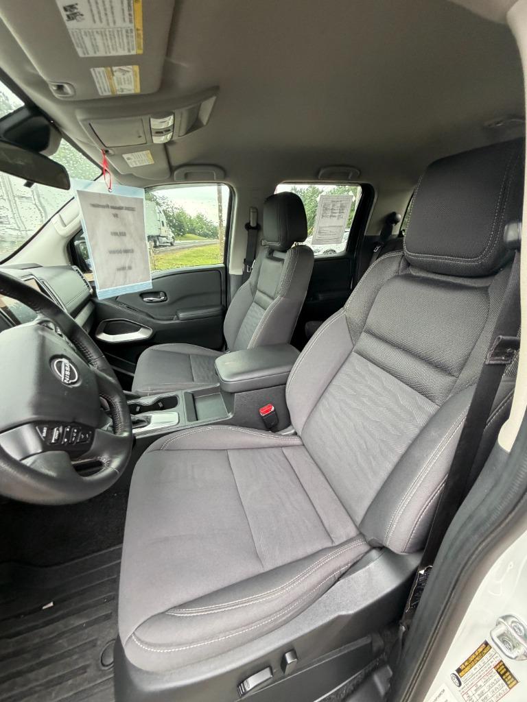 2024 Nissan Frontier SV - Photo 13