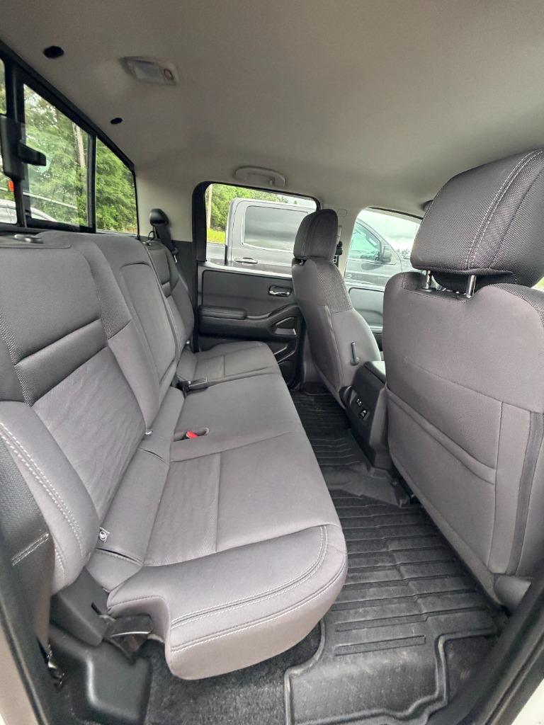 2024 Nissan Frontier SV - Photo 15