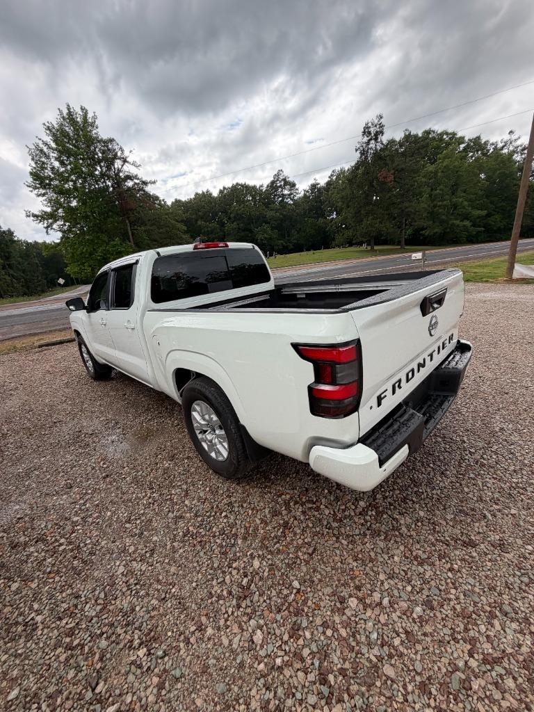 2024 Nissan Frontier SV - Photo 8