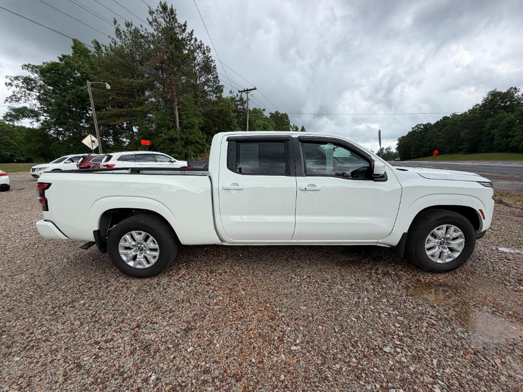 2024 Nissan Frontier SV - Photo 18
