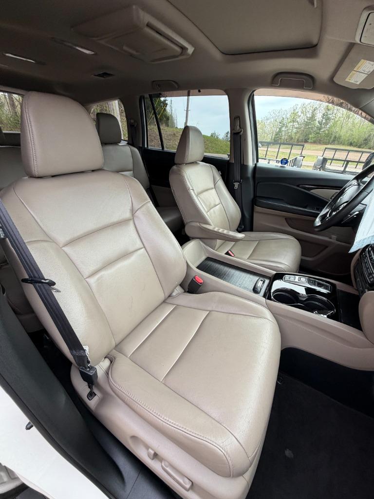 2017 Honda Pilot Touring - Photo 22