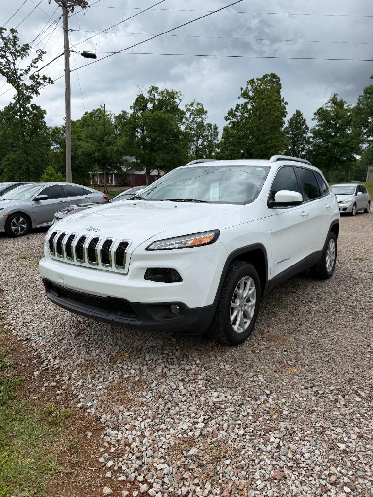 2017 Jeep Cherokee Latitude's photo